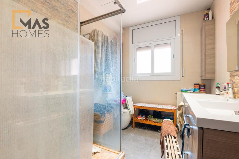 Foto 3b3dfec0-a66b-40a2-b974-0233cd59b91d. Maison avec cheminée chauffage parking piscine dans Mataró