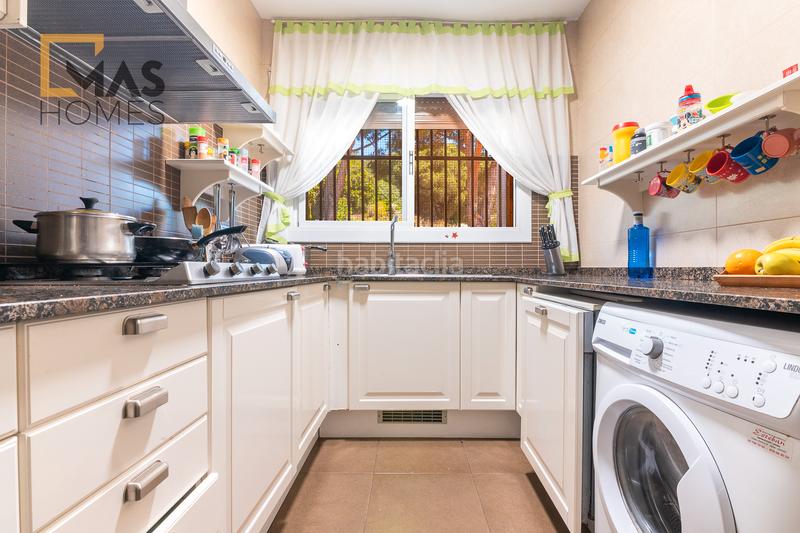 Foto c7a6eef3-7e8b-4aff-a632-952fadf1e857. Maison avec cheminée chauffage parking piscine dans Mataró