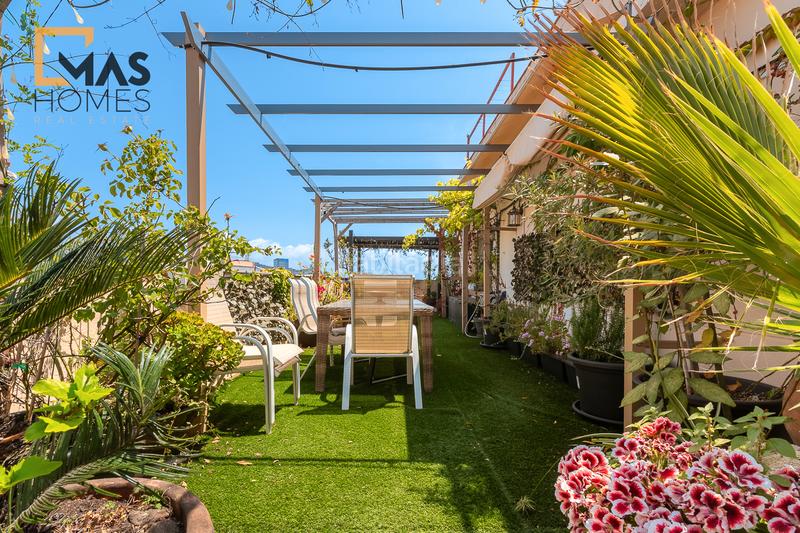 Foto 171316f9-ccbd-4065-b135-d006f47cf632. Attico con riscaldamento parcheggio in Morera Badalona