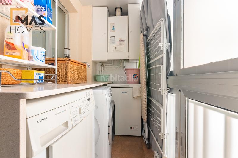 Foto 18252c1e-d191-41e1-b053-465cfeb068a9. Attico con riscaldamento parcheggio in Morera Badalona