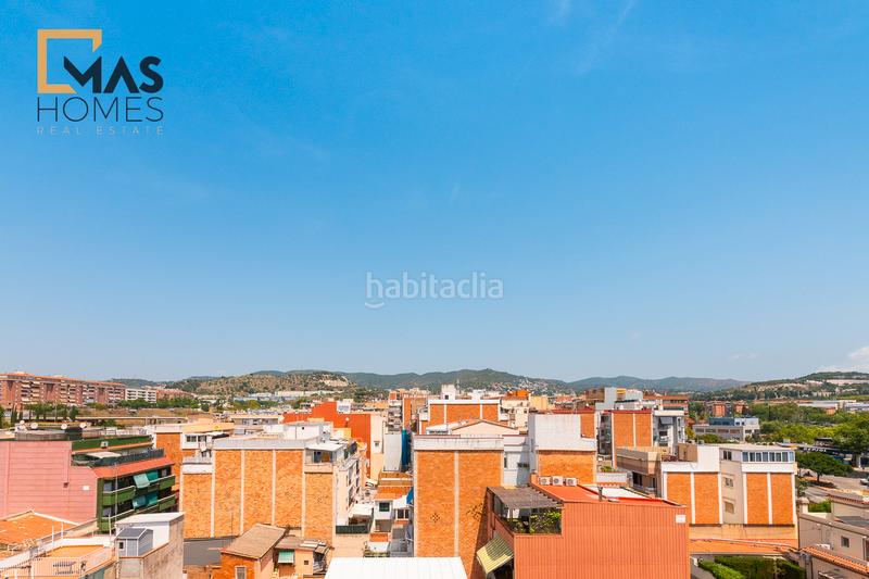 Foto 0401397a-ff31-49ac-948a-2683d22066f9. Penthouse with heating parking in Morera Badalona