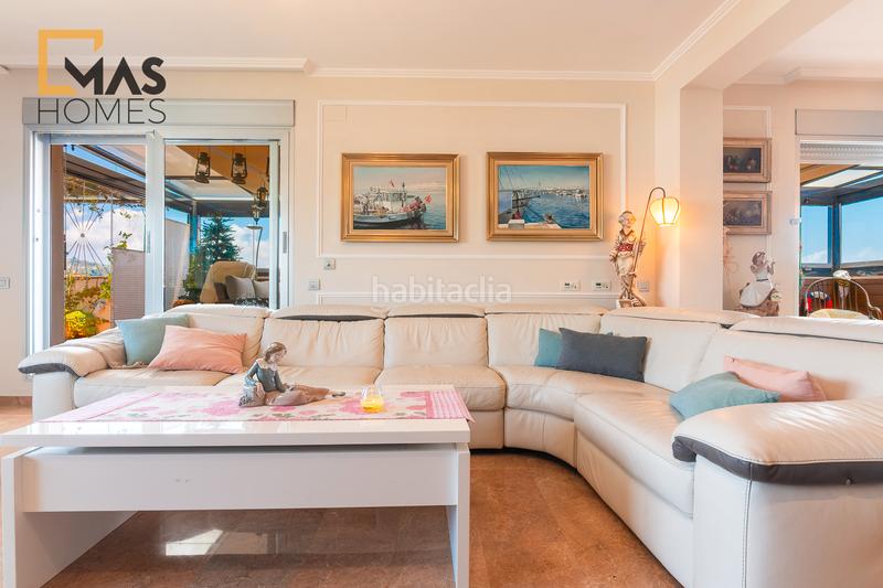 Foto 5d0dcd09-4da4-462b-acf5-0760fc495618. Penthouse with heating parking in Morera Badalona