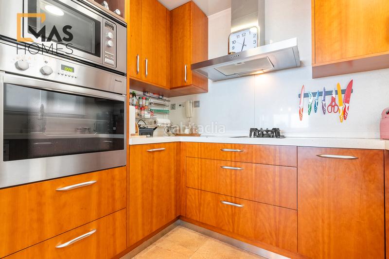 Foto 71dfb14b-e30e-407d-afef-0ec9611833c1. Penthouse with heating parking in Morera Badalona