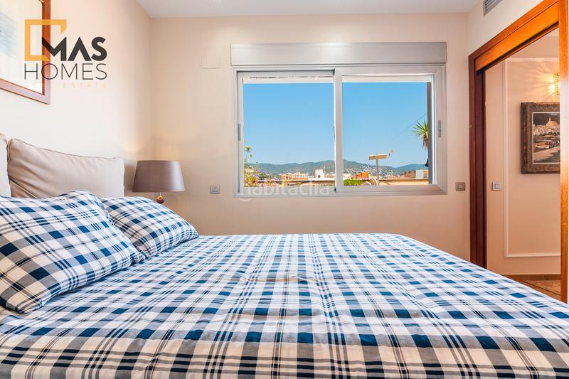 Foto b32e4216-e6fe-4af9-ac18-71c9618d9e4b. Penthouse with heating parking in Morera Badalona