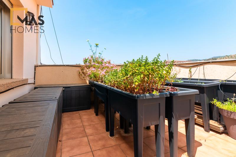 Foto d9674ea1-278a-4f37-963a-4df4396b496a. Penthouse with heating parking in Morera Badalona