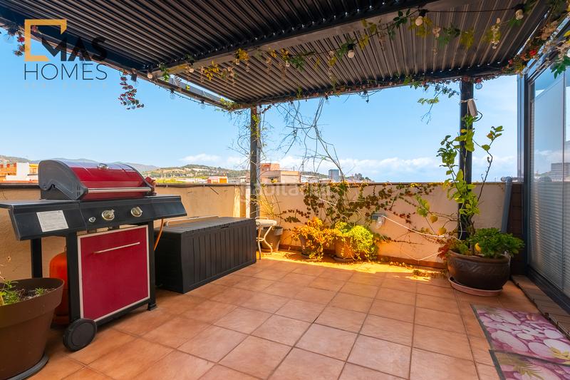 Foto f2eaa6d6-c806-4495-9daf-82d16675a037. Penthouse with heating parking in Morera Badalona
