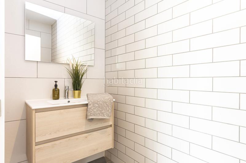 Foto 7c72c6a3-f97c-4033-ab68-46cf83ab666a. Casa aparellada amb calefacció aparcament a Sant Fruitós de Bages