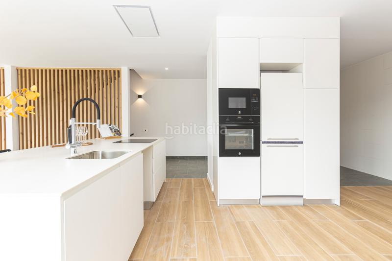 Foto 2c953fe7-3ce2-4d23-924a-f18d959c8dfe. Doppelhaus mit heizung parking in Sant Fruitós de Bages