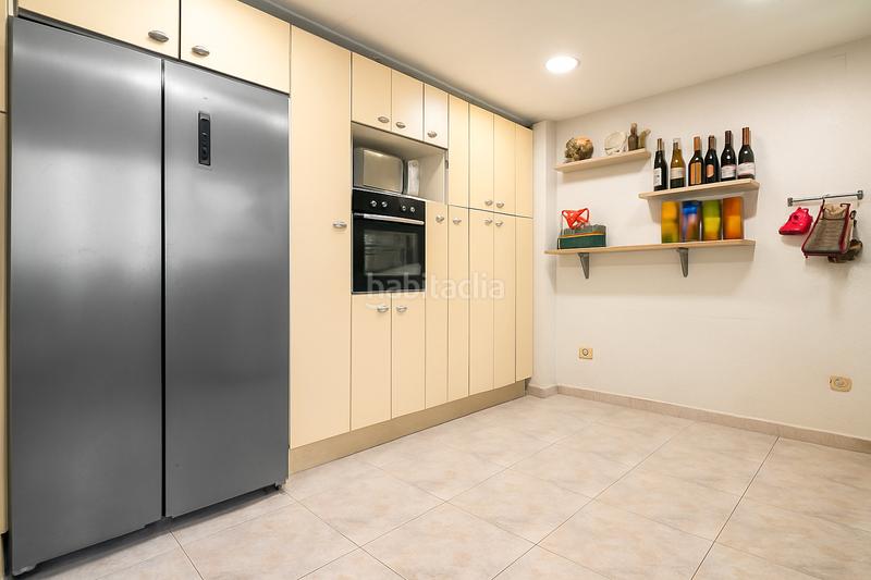 Foto 0d47abc5-7ea8-4eb6-a4ad-82811225995f. Attico con riscaldamento in Centre Rubí