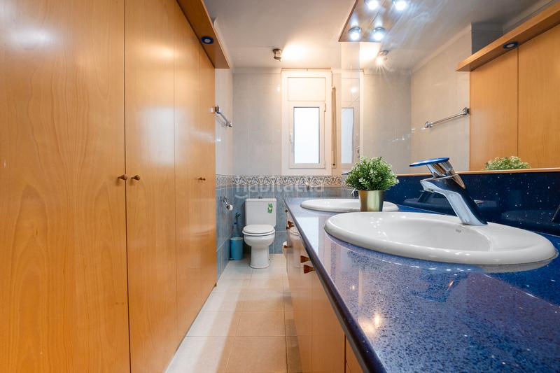 Foto 3ec5abc7-31e0-40b3-ae5e-68ce1a30ab4e. Attico con riscaldamento in Centre Rubí