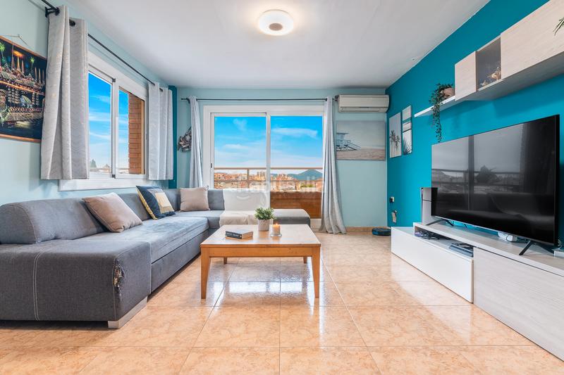 Foto 903a81f6-bda3-4114-970d-902f4f511871. Attico con riscaldamento in Centre Rubí