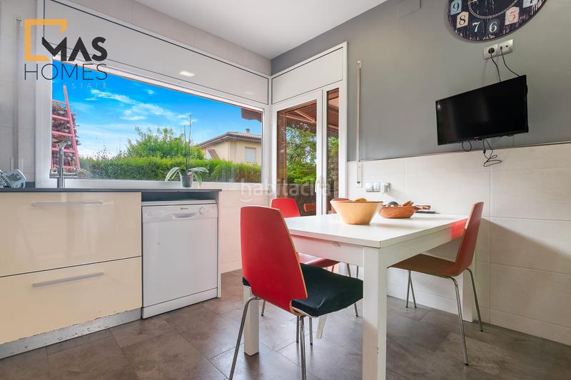 Foto 0e2fd68a-91d7-4f1d-900f-b4d3dff40877. Chalet avec chauffage parking dans Castellarnau Sabadell