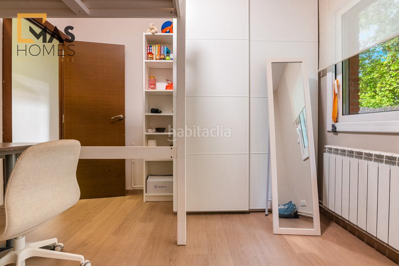 Foto 18d3a07d-e498-4e6f-9599-3497192f8001. Chalet avec chauffage parking dans Castellarnau Sabadell