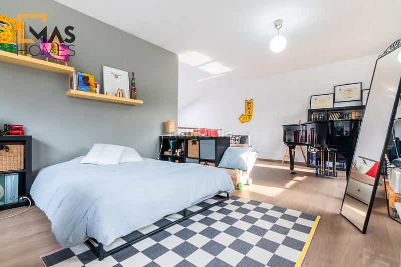 Foto a6375257-9d53-4673-915b-d4b148f437d6. Chalet avec chauffage parking dans Castellarnau Sabadell