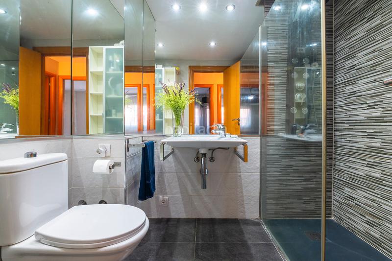 Foto 71c80807-cec1-4cf8-9cc2-ffdb5bc5dbff. Planta baixa amb calefacció aparcament a Can Fatjó-Sant Jordi Park-Plana del Castell Rubí