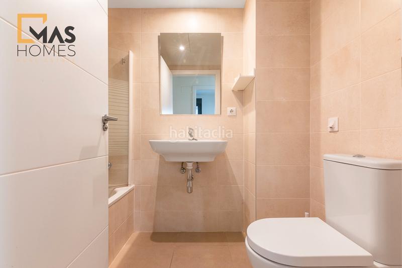 Foto c26048af-9dfa-4c7d-ac51-1f8b85b91e61. Flat with heating parking pool in Santa Eulàlia Hospitalet de Llobregat (L´)