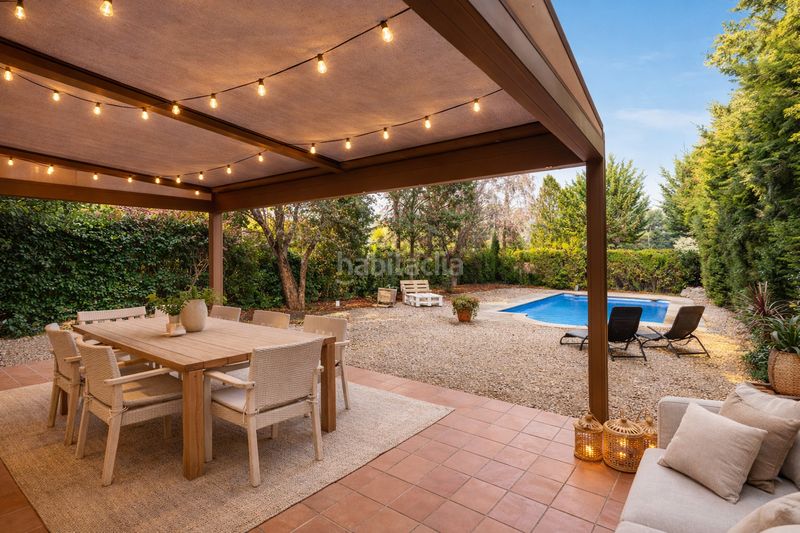 Foto 02338215-35a7-47a7-af78-da7fdff05b4a. Casa amb xemeneia calefacció aparcament piscina a Sant Cugat del Vallès