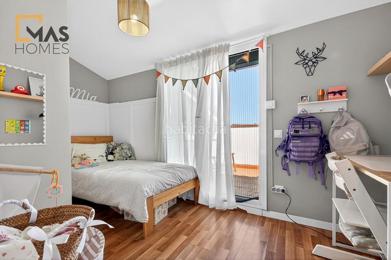 Foto ecd90d32-4256-4ce8-88cc-a78f0f263c24. Pis a Martorell