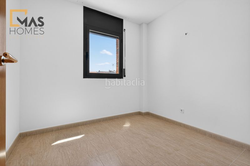 Foto 6416c311-8635-4222-993c-162bd0e160de. Pis amb calefacció aparcament a Olesa de Montserrat