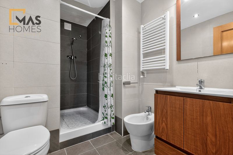 Foto 7cd40222-56de-4bf0-8e00-2daee46230a3. Pis amb calefacció aparcament a Olesa de Montserrat