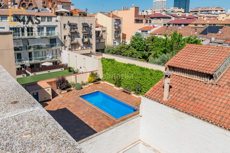 Foto a261cf30-78b4-46cd-9025-d5a7fbb4918a. Àtic amb calefacció aparcament piscina a Centre Sabadell