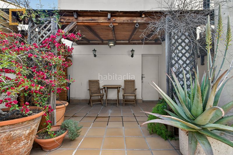 Foto edda4865-db45-46a7-879e-1152c57a4c53. Àtic amb calefacció aparcament piscina a Centre Sabadell