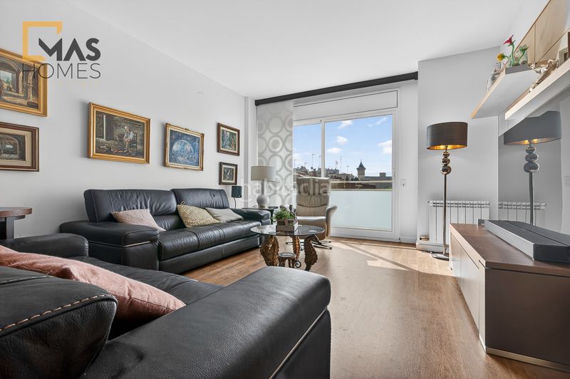 Foto 10c65587-bf48-4db7-8cea-94bcdabe1d22. Ático en Centre Sabadell