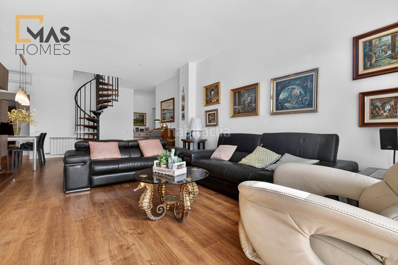 Foto f009a47b-fdf6-4143-9cda-b91b42b6d6d7. Ático en Centre Sabadell