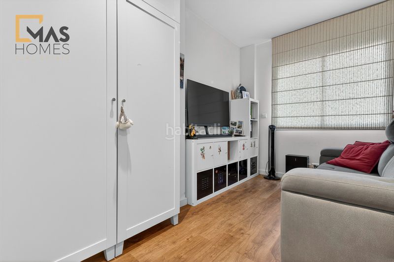 Foto 70828a99-3568-4143-adc7-2325ee207b62. Dachwohnung mit heizung parking pool in Centre Sabadell