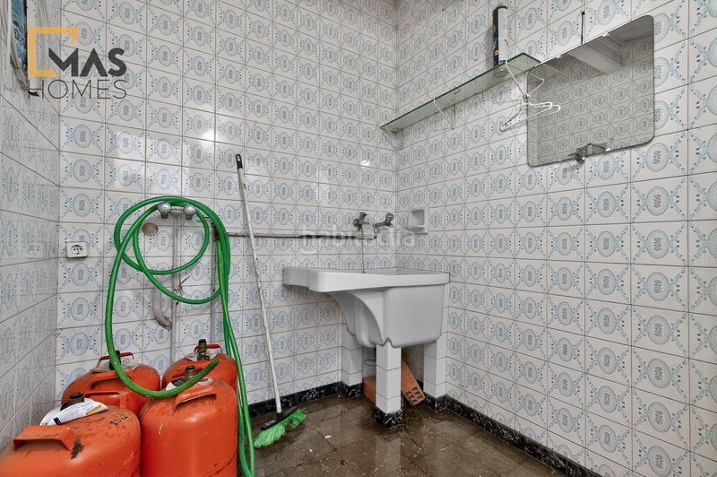 Foto 5f46d7c1-4390-4886-a1d3-64552ecd79dd. Casa adossada amb calefacció aparcament a Gràcia Sabadell