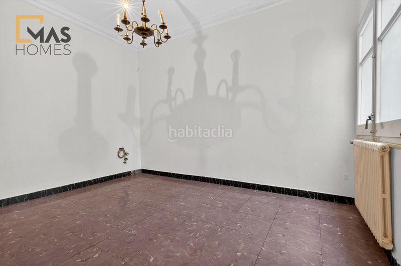 Foto ddaea1a8-cd4c-47ba-a269-ec4a79745904. Casa adossada amb calefacció aparcament a Gràcia Sabadell