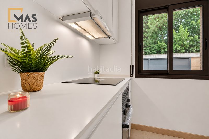 Foto e0f61d4d-fb2d-4bbe-8c38-2225a7ad5c15. Casa aparellada amb calefacció aparcament a Can Palet de Vista Alegre Terrassa