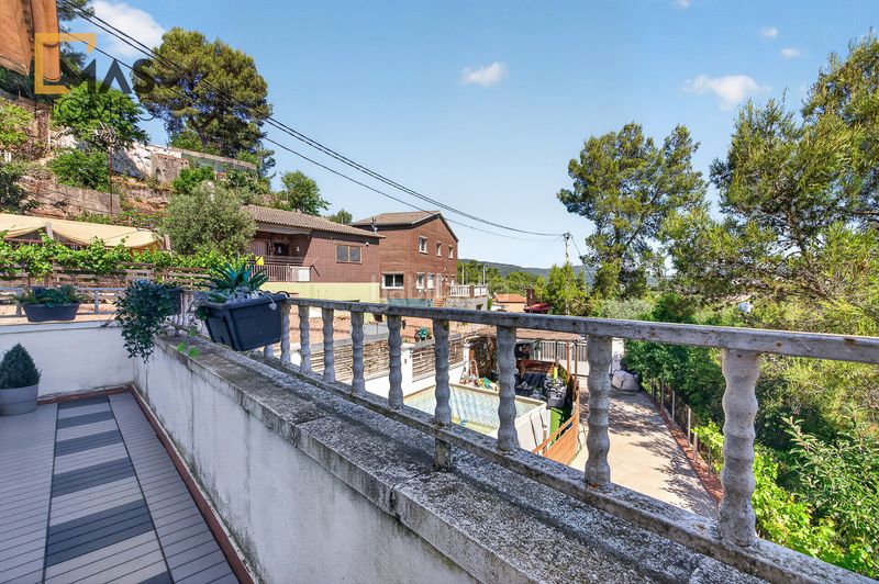 Foto 943a43d0-12a2-4cad-9a68-50bf39c2b467. Chalet en Vacarisses