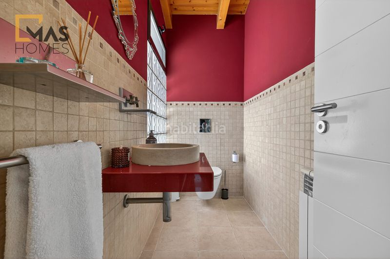 Foto 14f6a7da-7f85-45f3-b35e-6635d7b439b3. Chalet avec chauffage parking piscine dans Matadepera