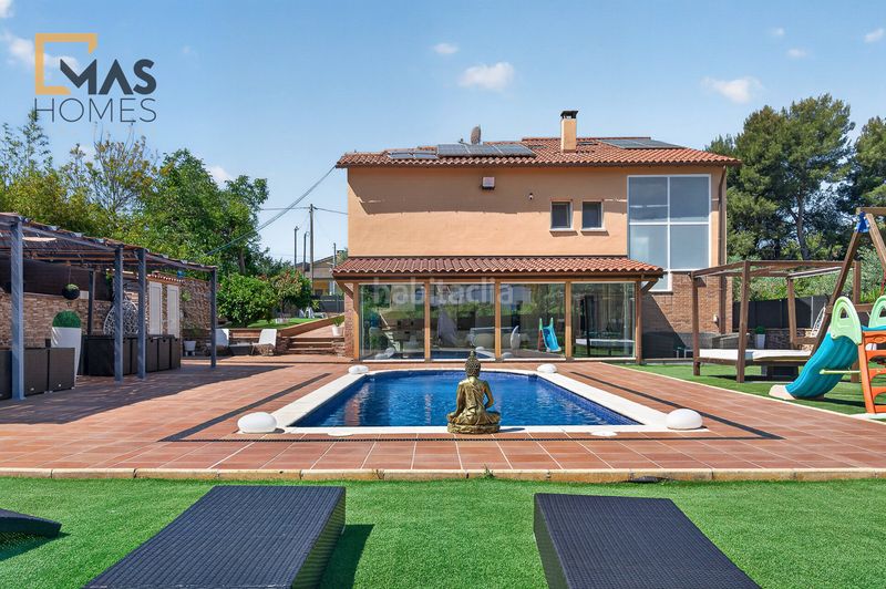 Foto 6d297aee-9ef2-442c-909f-507d7670cefa. Chalet en Ametlla del Vallès (L´)