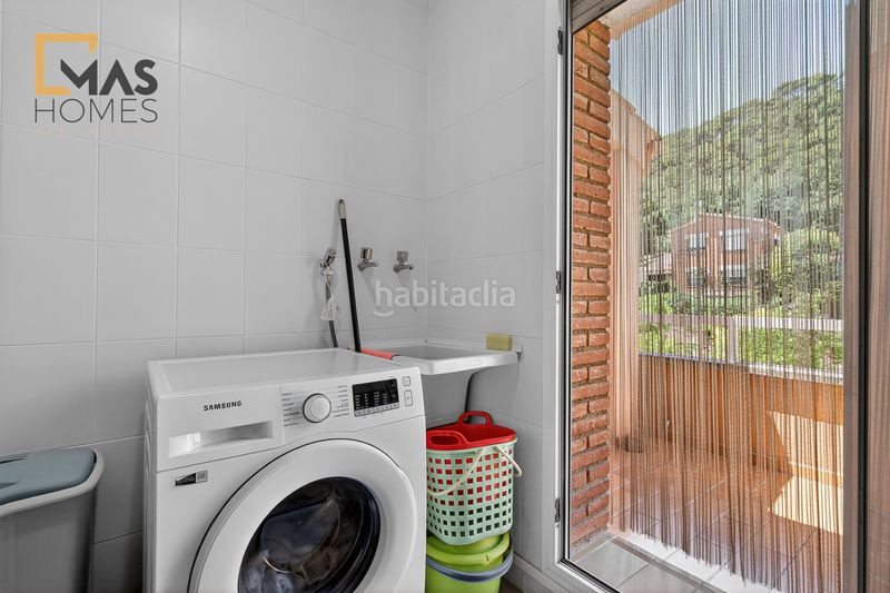 Foto c4145810-b603-4099-a4ee-8caec296c73d. Casa adossada amb calefacció aparcament piscina a Sant Fost de Campsentelles