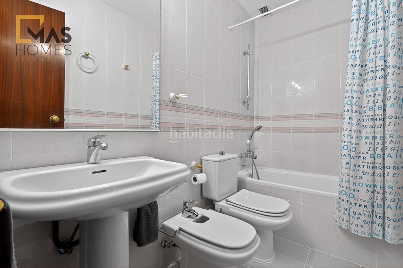 Foto ca31ce38-74c1-4b10-ab34-ea96411fd7e7. Casa adossada amb calefacció aparcament piscina a Sant Fost de Campsentelles