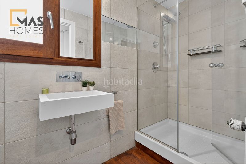 Foto c589b035-fcf7-4221-9cfb-a3dbf87bd67b. Xalet amb calefacció aparcament piscina a Parets del Vallès