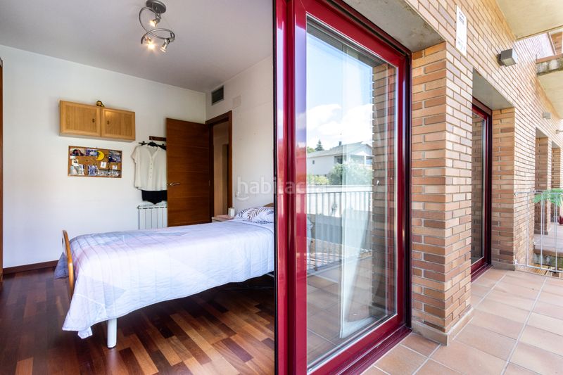 Foto 9aa97fe8-2725-47a9-8fd1-35c10f0c8bd1. Casa adosada en Eixample - Can Bogunyà Castellar del Vallès