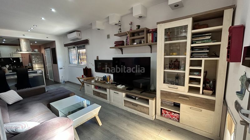 Foto c2e416d8-3914-4efa-971c-169ed2dadad1. Casa amb calefacció aparcament piscina a Montmar Castelldefels