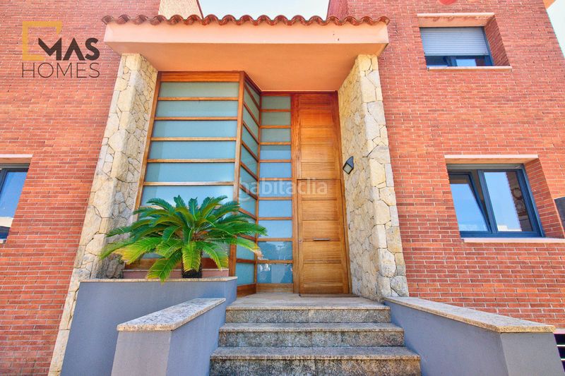 Foto f3ceff27-3393-4533-8312-a8b9668d49ba. Chalet en La Mora Tarragona