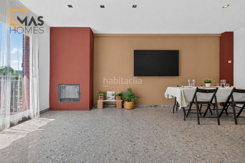 Foto 425a1b6d-bc2c-4b5c-bbb7-9dbb0bb7fa41. Casa adosada en Martorell