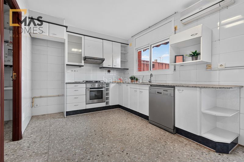 Foto ddf122eb-518f-4b86-82b0-75b40e9e7610. Casa adosada en Martorell