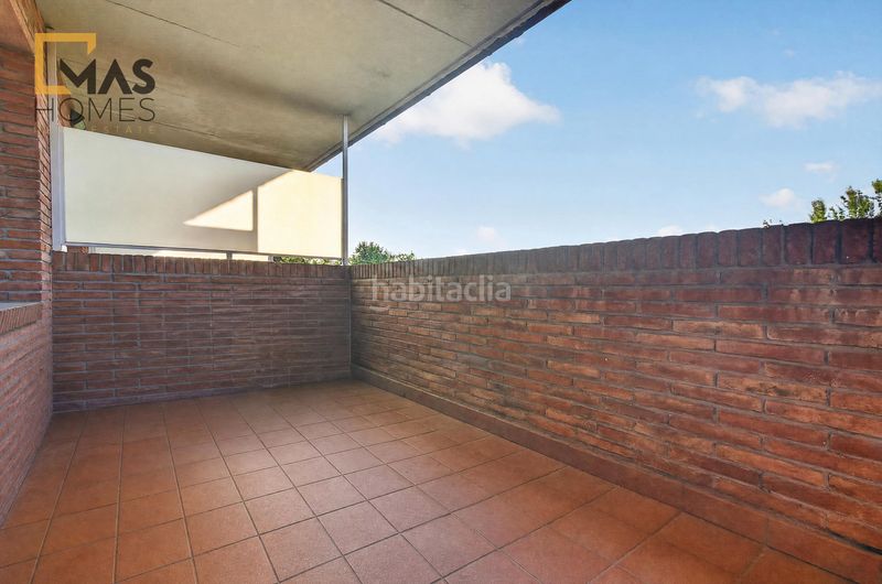 Foto b1d132ea-49b2-4289-93a3-6cf81b9d3828. Pis amb calefacció aparcament piscina a Parc Central Sant Cugat del Vallès