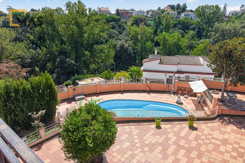 Foto 81f54246-1279-400f-b1da-0d21dfcf537f. Casa amb calefacció aparcament piscina a Niàgara Parc -Àgora Parc Tordera