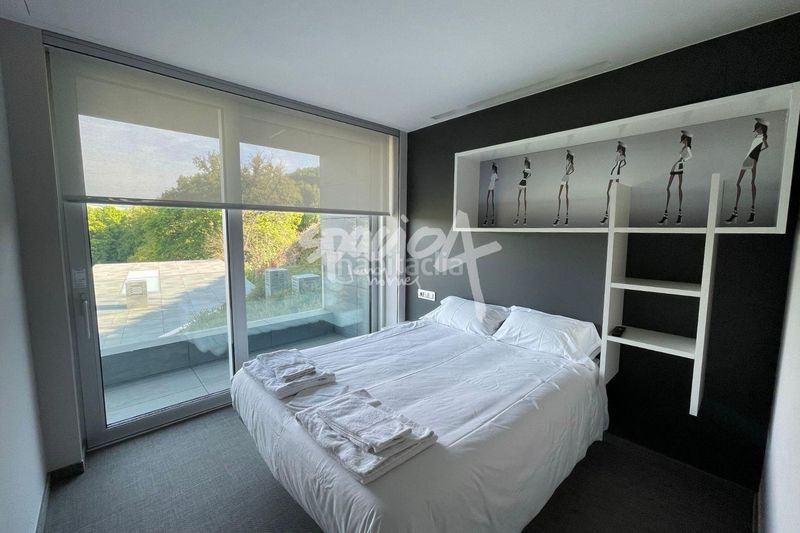 Foto 7ee66a3b-5ffd-4876-8121-93c6eb199345. Xalet amb piscina a Sarria