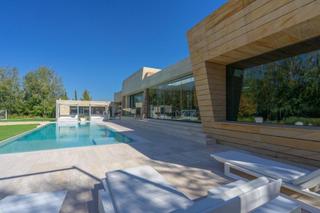 Xalet  Paseo de los lagos. Vivienda de lujo en venta
