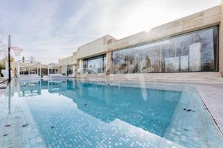 Xalet  Paseo de los lagos. Vivienda de lujo en venta