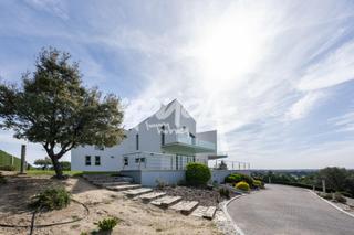Xalet  Calle gerifalte. Venta de exclusivo chalet en entorno privilegiado