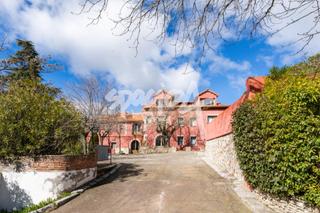 Casale  Estacion. Majestuosa residencia señorial en robledo de chavela